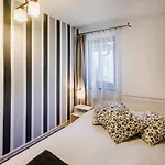 Апартаменты Dwupietrowy Grota 2 *
