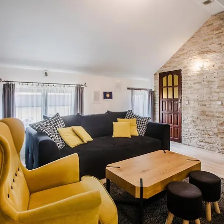 Dwupietrowy Grota 2 Apartment *