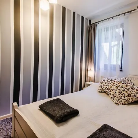 Apartment Dwupietrowy Grota 2