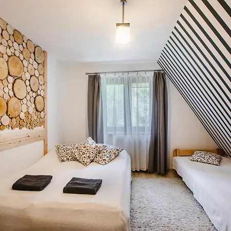 Apartment Dwupietrowy Grota 2