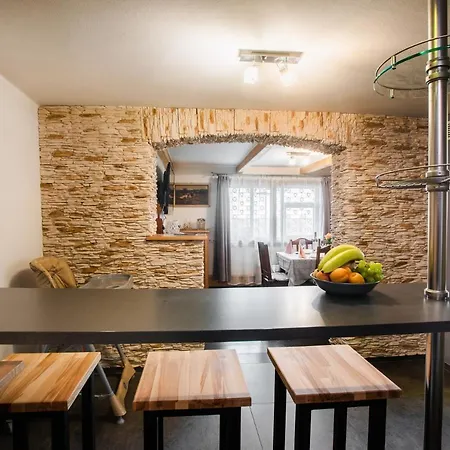 Apartment Dwupietrowy Grota 2 *