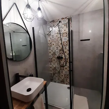 Lägenhet Dwupietrowy Grota 2 *