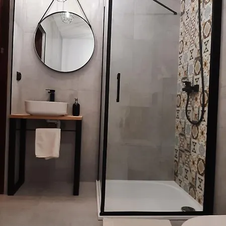 Apartment Dwupietrowy Grota 2 *